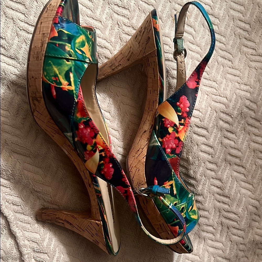 Nine West Red and Green Wedge Shoes